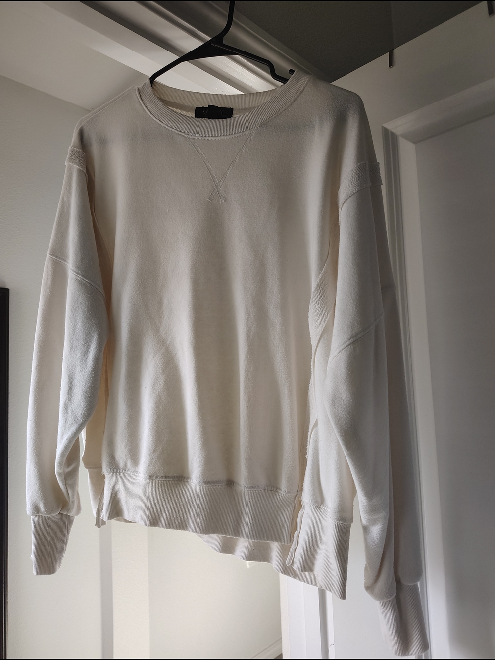 Avia Cream Crewneck Sweatshirt